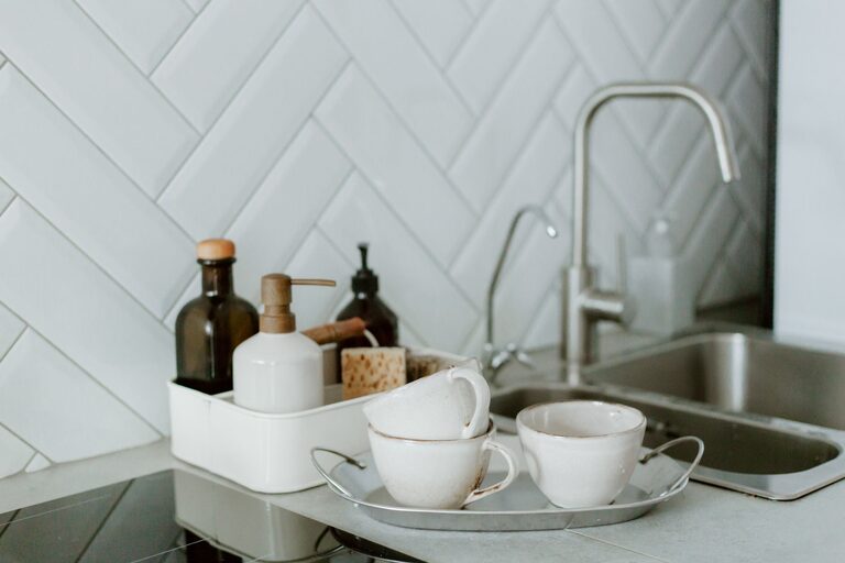 How to Make Your Kitchen Counters Clutter-Free for a Cleaner Space